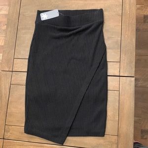 Splendid black skirt size extra small